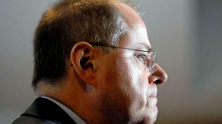Steinbrück habe sich im August 1998 informell darum beworben, die Nachfolge des Präsidenten des schleswig-holsteinischen Sparkassen- und Giroverbandes anzutreten, berichtet die „FAS“.