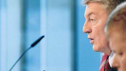 Deutliche Worte. Thyssen-Krupp-Chef Heinrich Hiesinger kritisierte am Dienstag bei der Bilanzvorlage das bisherige Management scharf. 