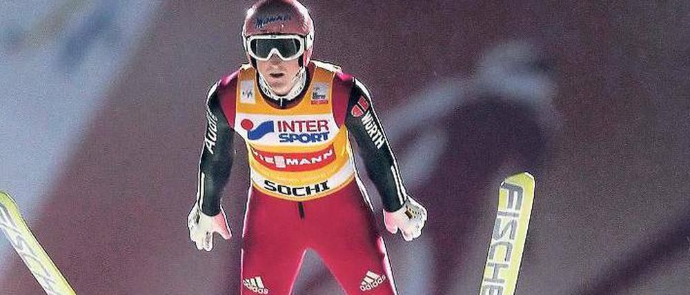 Höhenflieger. Severin Freund konnte in dieser Saison schon zwei Springen im Weltcup gewinnen.