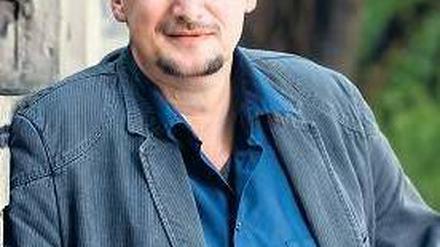 Krimiautor Jan Bergrath hat ein Buch über Blasenkrebs geschrieben.