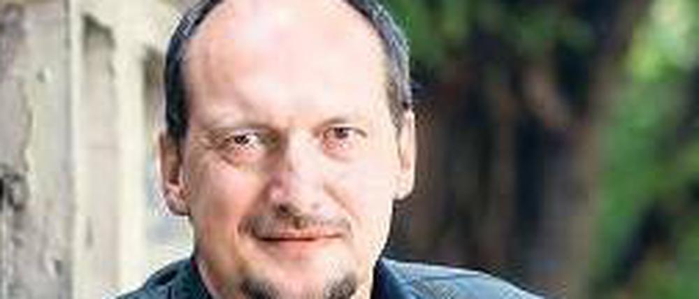 Krimiautor Jan Bergrath hat ein Buch über Blasenkrebs geschrieben.