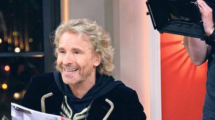 Auf Publikum muss Thomas Gottschalk im Studio im Humboldt-Carré verzichten, nicht jedoch auf Gäste. Zur ersten Sendung kommt Michael „Bully“ Herbig. Foto: ARD