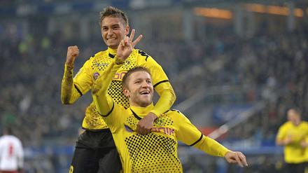 Jakub Błaszczykowski (u.) erzielte zwei Tore selbst und legte einen weiteren Treffer auf. Auch der eingewechselte Moritz Leitner (o.) trug sich mit einer Vorlage in die Scorerliste ein.