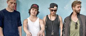 Schwarm dänischer Mädchen. Lukas Graham (2.v.l.) mit seiner Band.