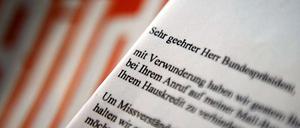 Bundespräsident Christian Wulff lehnt Veröffentlichung des Anrufs bei Bild ab.