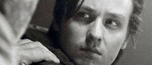 Immer wieder treten immer wieder andere Leute Niko (Tom Schilling) ziemlich nahe. 