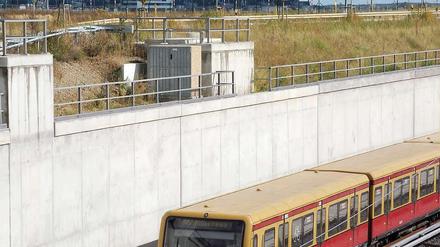Angesicht der jüngsten Fälle forderte der Berliner Fahrgastverband erneut Videokameras auf S-Bahnhöfen.
