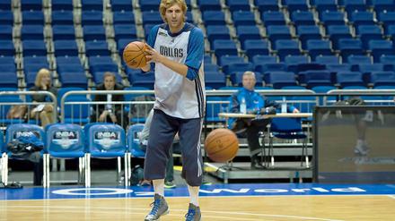 Die Dallas Mavericks in Berlin: Am Samstag, dem 6. Oktober, spielt das NBA-Team von Dirk Nowitzki gegen Alba Berlin.