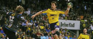 Markus Richwien (Mitte) von den Füchsen in einer Archiv-Aufnahme vom 26. August 2012. 