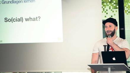 Aus Misserfolgen lernen. Roman Hänsler berichtet vom Niedergang seiner Social-Media-Firma Aka-aki. 