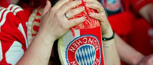 Bittere Pleite. Trauer bei Bayern-Fans nach der Finalniederlage gegen Chelsea. 