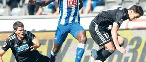 In Tritt gekommen. Adrian Ramos kommt langsam in Schwung, doch wie lange wird er in Berlin bleiben? Foto: dpa