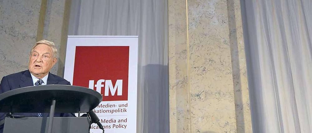 Alt und kämpferisch: George Soros im Berliner "Palais am Festungsgraben"
