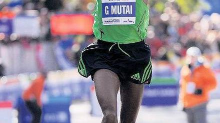 Sieg in Top-Zeit. Geoffrey Mutai lief beim Boston–Marathon 2:03:02 Stunden. Foto: dpa