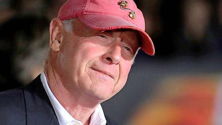 Tony Scott drehte Filme wie den „Staatsfeind Nr.1“, „Days of Thunder“, auch „Beverly Hills Cop II“ und „True Romance“. Bekannt ist er vor allem für seine Action-Komödie „Top Gun“.