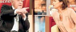 Da geht’s lang. Helmut Schmidt erklärt Sandra Maischberger vor 1,97 Millionen Zuschauern die Weltlage. Foto: WDR