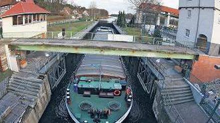 Zu kurz: Die Schleuse in Kleinmachnow am Teltowkanal. 