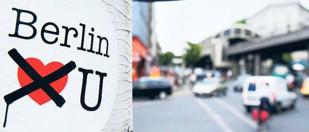 Ungeliebt. Neuankömmlinge und Touristen sind in Kreuzberg, wie dieser Aufkleber nahelegt, nicht immer willkommen. Wohnungsnot und steigende Mieten haben die Stimmung vor allem in den zentralen Ortsteilen kippen lassen. Die Anwohner befürchten, aus dem Zentrum gedrängt zu werden.