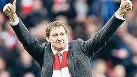 Lebende Legende. Tony Adams spielte 504 Mal für den FC Arsenal und 66 Mal für England.