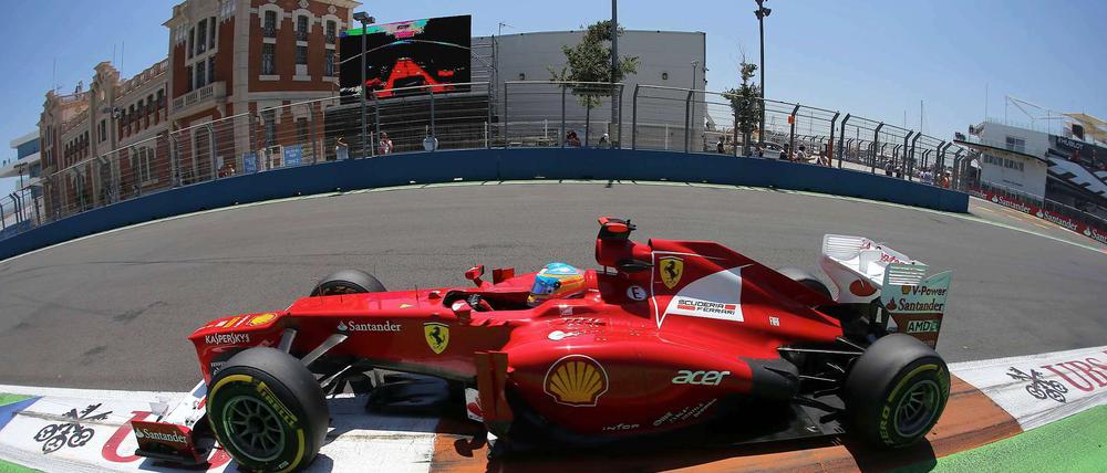 Fernando Alonso gewinnt das Heimspiel in Valencia.