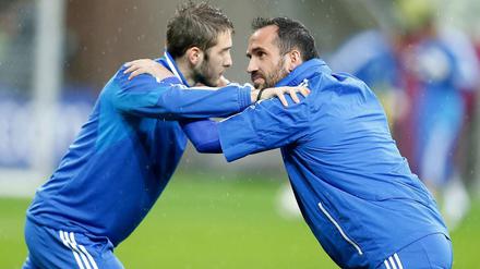 Auch gemeinsam stark? Griechenlands Costas Fortounis und Tehofanis Gekas (r.)