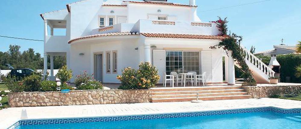 Immobilie mit Potenzial. Ein Ferienhaus ist für die Eigennutzung wie auch für die Vermietung geeignet. Foto: epr/Baufi24/fotolia/Gunnar Nienhaus