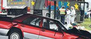 Ort des Schreckens. Der Fahrfehler einer Berlinerin hat den schweren Unfall verursacht, bei dem im September 2010 vierzehn Insassen eines polnischen Reisebusses ums Leben kamen. Foto: dpa