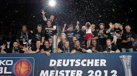 Schon wieder gewonnen. Die Baskets Bamberg sind nach einem 3:0 in der Finalserie gegen Ulm wieder Meister.
