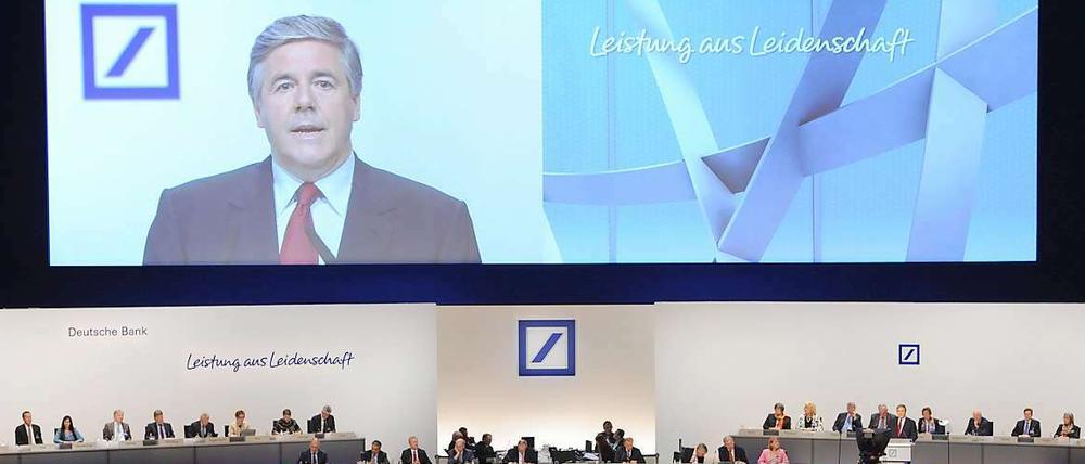 Abschiedsvorstellung: Auf der Hauptversammlung gibt Josef Ackermann seinen Ausstand vor den Aktionären der Bank.