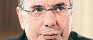 Harald Wolf (Linke) hält den Aufsichtsrat allein nicht für schuldig.