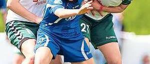 Uns hält keiner auf. Yuki Nagasato (vorn) und Turbine Potsdam werden am Montag wohl mal wieder Meister.Foto: dpa