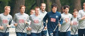 Hertha läuft aus. Am Samstag ging eine scheinbar unendliche Berliner Bundesligasaison zu Ende.