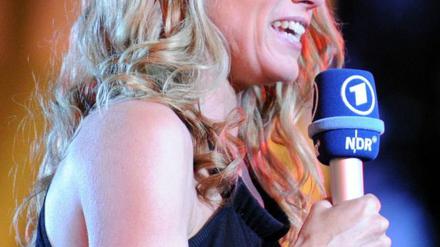 Charmante Kritik. Anke Engelke live vor 120 Millionen TV-Zuschauern. 
