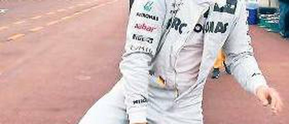 Auf dem Absprung? Michael Schumacher beim Großen Preis von Monaco. Foto: dpa