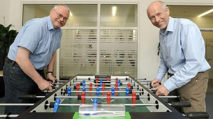 Fußballweise. Gert Wagner und Jürgen Gerhards prophezeien mithilfe ökonomischer Kennzahlen den EM-Sieger. 