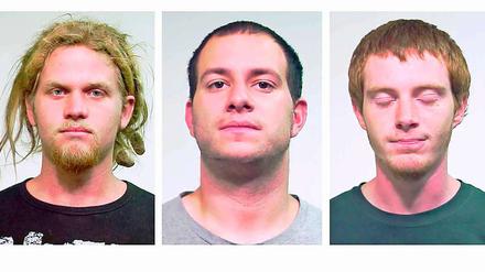 Diese drei Männer werden verdächtigt, Anschläge in Chicago geplant zu haben. Sie wurden festgenommen. 