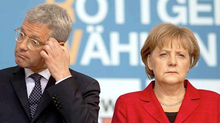 Norbert Röttgen und Angela Merkel - schon zum Wahlkampf-Ende war klar, dass die CDU in NRW nicht gewinnen würde.