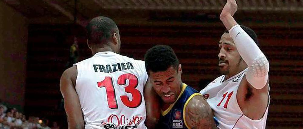 Kein Vorbeikommen. Bryce Taylor scheitert mit Alba im Viertelfinale der Play-offs an Würzburg.