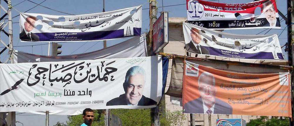 Wahlplakate in Kairo