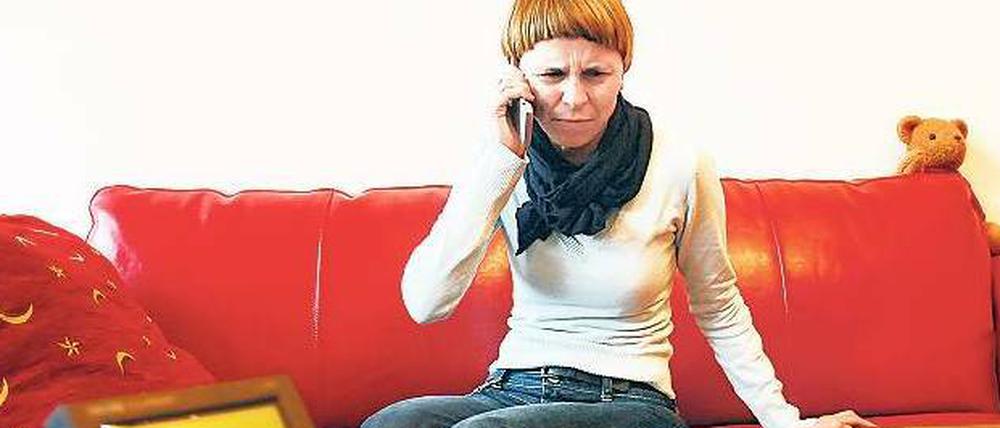 Wenn das Festnetz tot ist, hilft nur das Handy. Streitereien mit der Hotline und das Warten auf den Techniker fressen Zeit und kosten Nerven. 