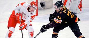 Eisbären-Stürmer André Rankel (r.) war gegen Dänemark wieder dabei.
