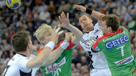 17. Meistertitel für Kiel. Schon fünf Tage vor Ultimo hat die Mannschaft die Schale sicher.