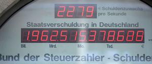 Deutschlands Schulden steigen. Steuer- und Abgabensenkungen werden die Lage nicht verbessern. Hier eine Momentaufnahme vom 5. Juli 2011.