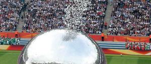 Für das Rahmenprogramm geeignet. Die Eröffnungsfeier der Frauenfußball-WM im Berliner Olympiastadion vor knapp zwei Wochen. 