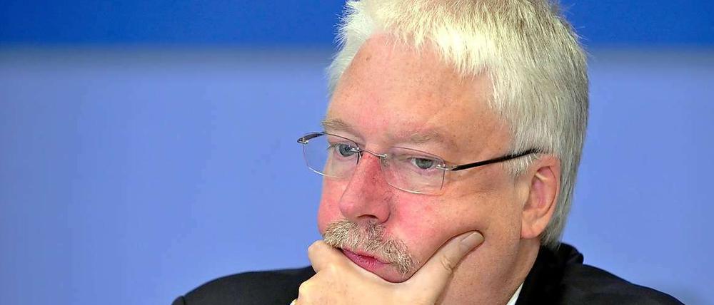 Hält die Koranverteilung der Salafisten für gefährlich: Hessens Justizminister Jörg-Uwe Hahn.