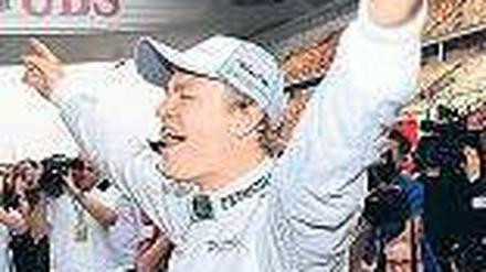 Oben für den Moment. Nico Rosberg gewinnt in Schanghai. Foto: dapd
