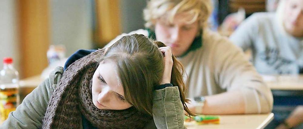Prüfungssituation in der Schule.