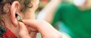 Woher kommt die Musik? Für unerlaubte Downloads haben Jugendliche, beziehungsweise die Eltern, viel Geld zahlen müssen. 