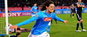 Traf mit der Schulter zum zwischenzeitlichen 2:1: Neapels Stürmer Edinson Cavani.