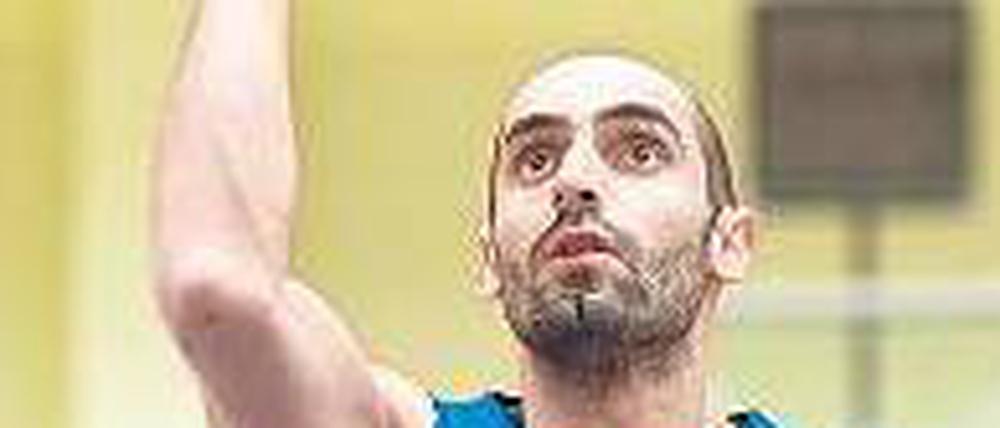 Routinier mit jungem Körper. Alba erhofft sich von Kalampokis Energie.